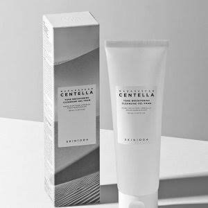 SKIN1004 Madagascar Centella Tone Brightening Cleansing Gel Foam